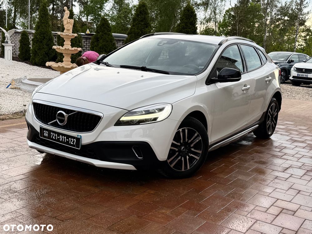 Volvo V40 Cross Country D2 Geartronic Momentum - 2