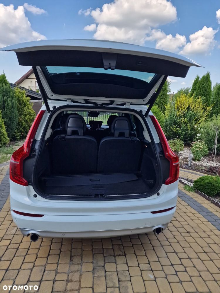 Volvo XC 90 D5 AWD Momentum 7os - 17