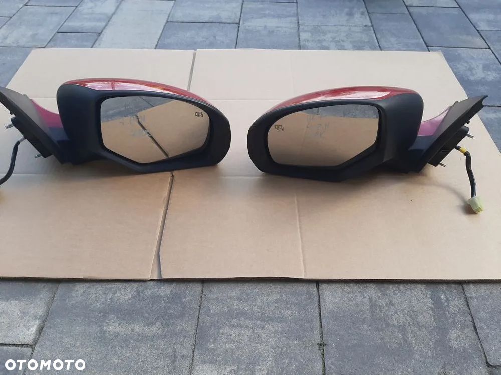 LUSTERKO PRAWE LEWE SUZUKI SWIFT MK7 11-17 7 PIN