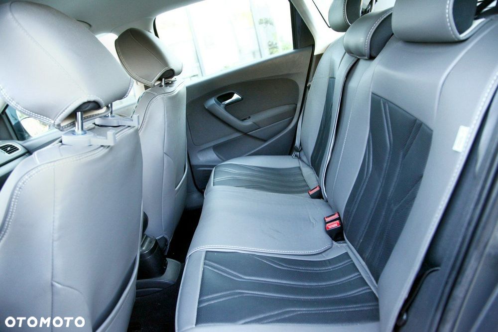 Volkswagen Polo 1.4 16V Comfortline - 16