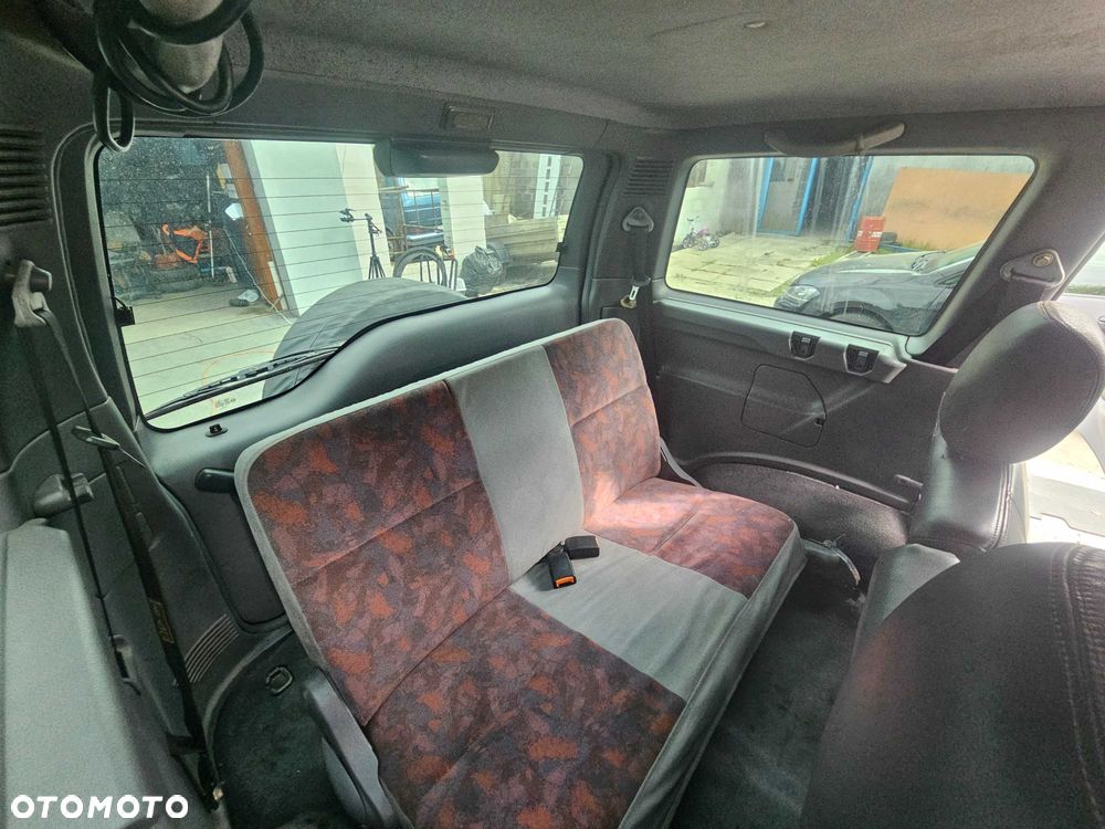 Nissan Terrano - 8