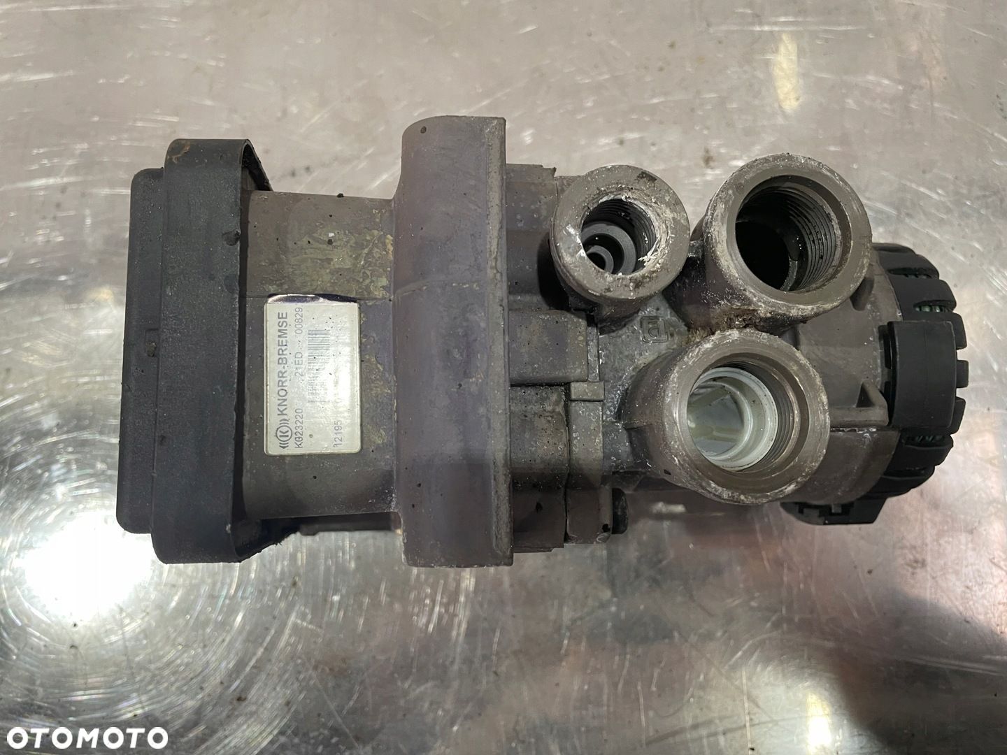 Zawór Modulator EBS Hamulcowy Scania K023220 - 1