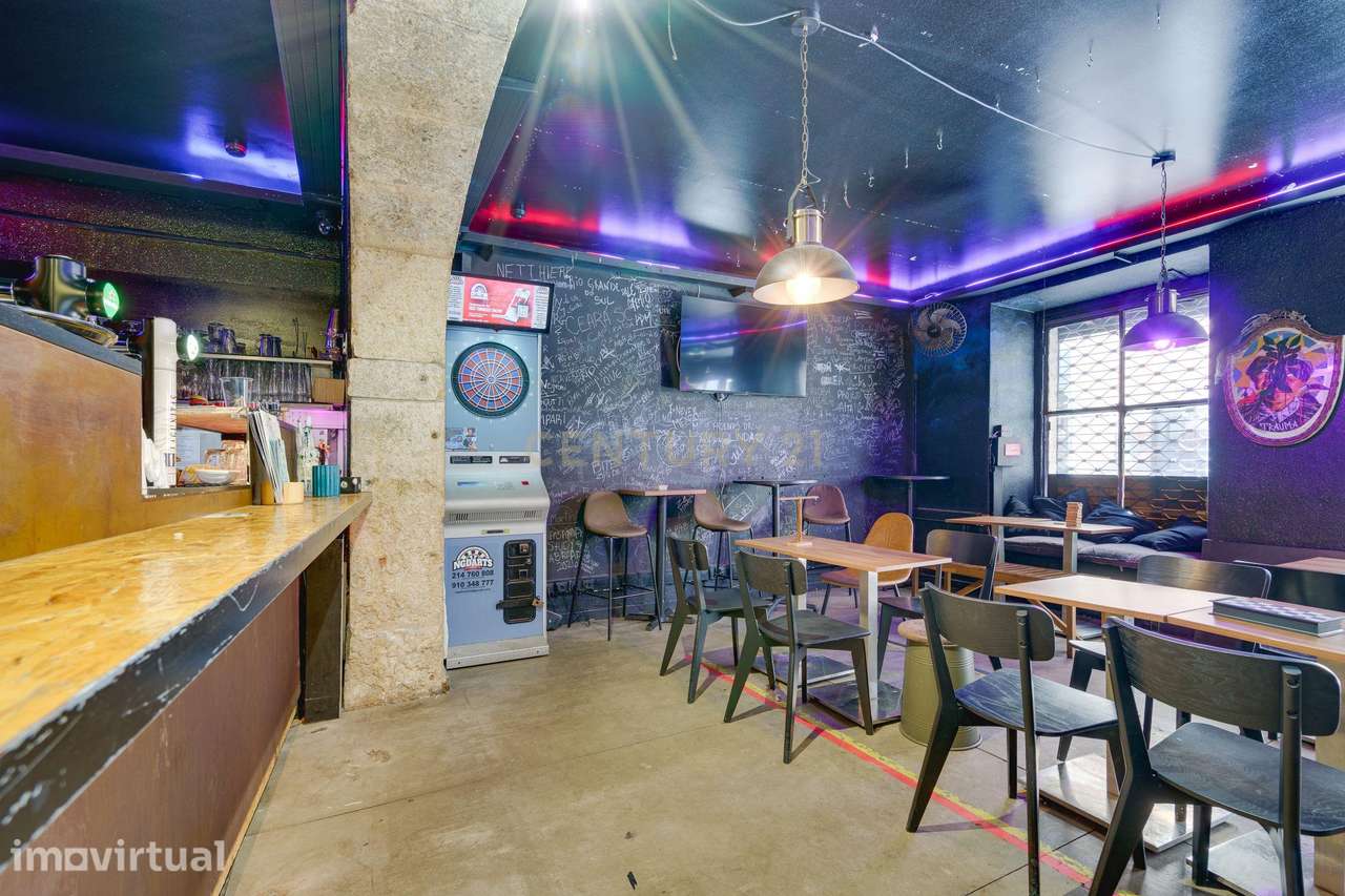 Bar em pleno funcionamento - Grande imagem: 3/9