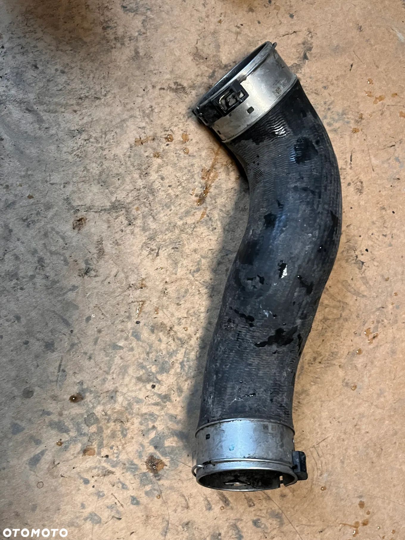 BMW F01 F07 F10 30d 35d F12 40d Rura intercoolera - 1