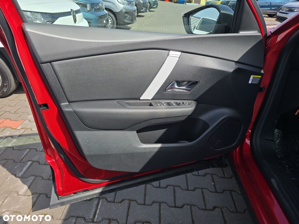 Citroën C4 1.2 mHEV Max eDCT6 - 14