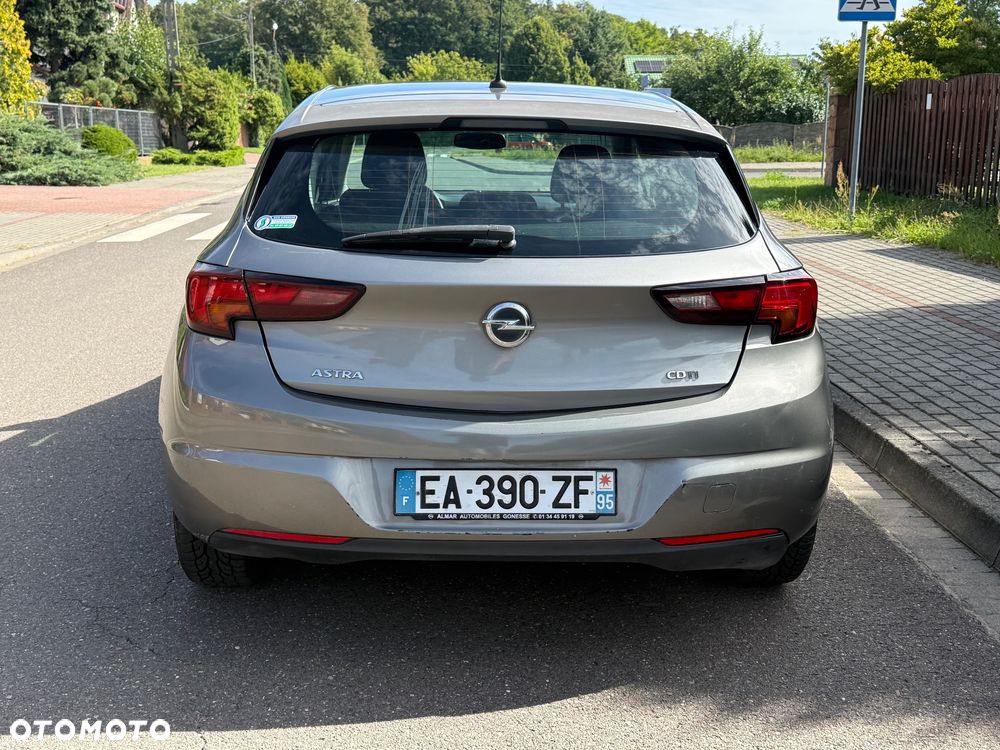 Opel Astra - 8