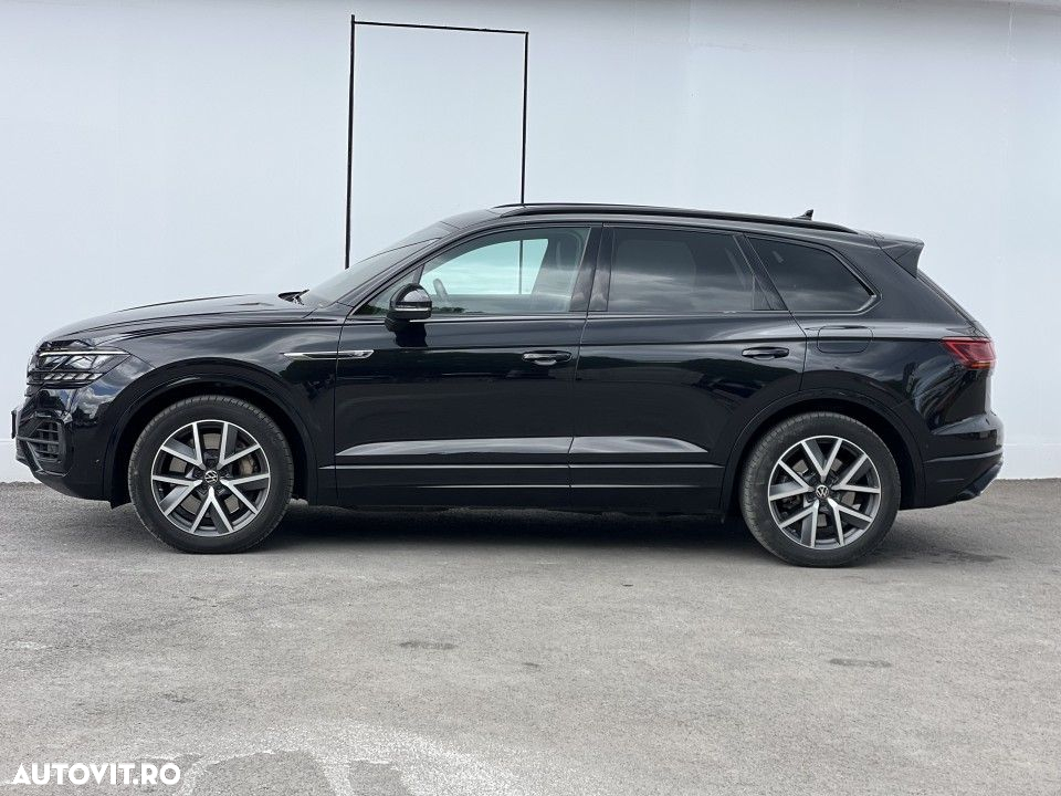 Volkswagen Touareg - 2
