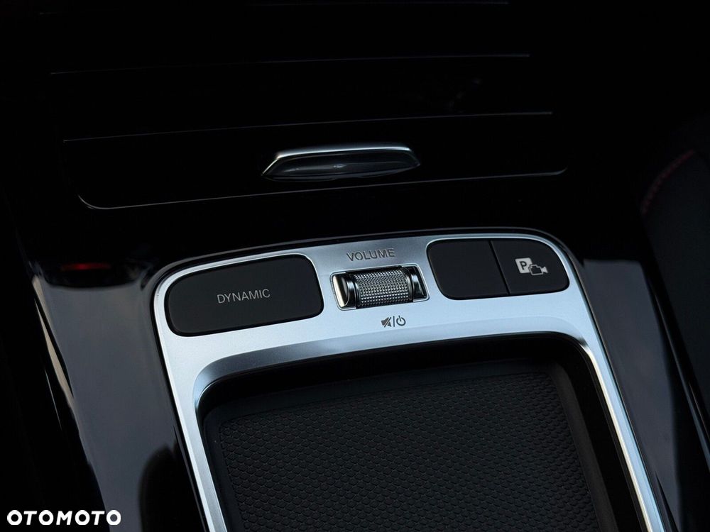 Mercedes-Benz Klasa A 200 AMG Line 7G-DCT - 25