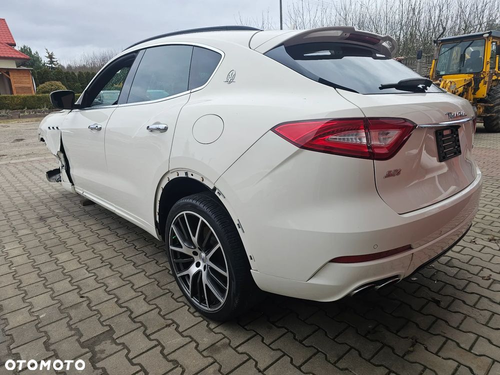 Maserati Levante S Q4 GranSport - 4