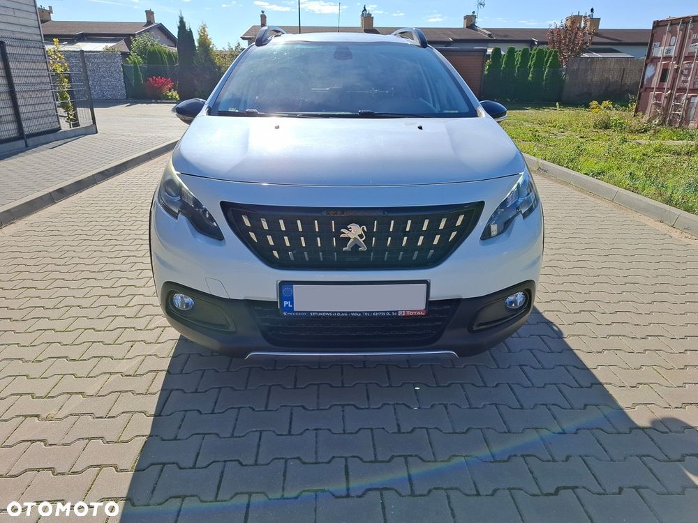 Peugeot 2008 1.2 Pure Tech GPF Style S&S - 1