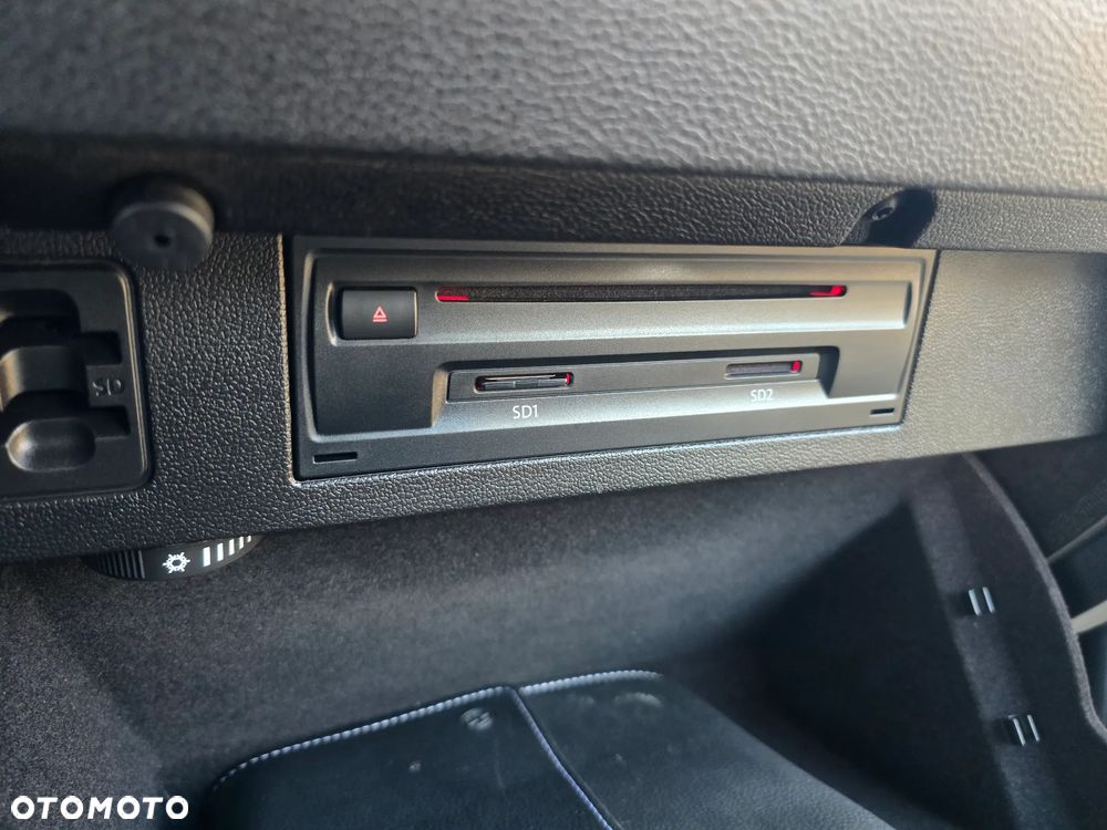 Volkswagen Passat Variant - 36