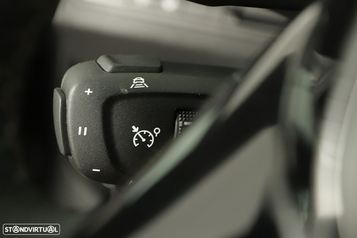 Peugeot 3008 1.2 PureTech GT EAT8 - 18