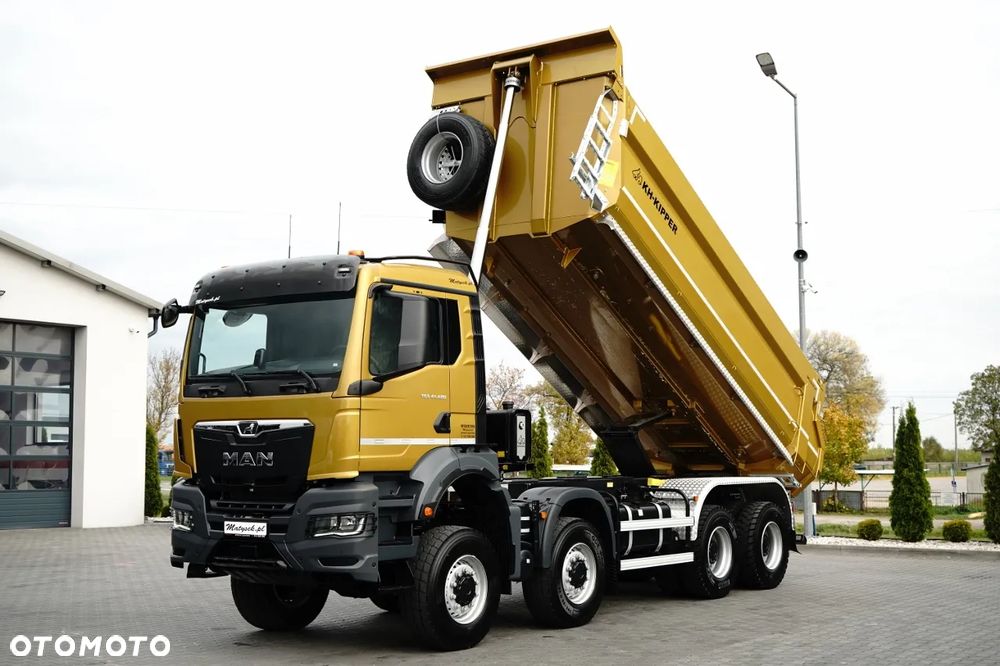 MAN TGS 41.480 / 8X6 / WYWROTKA / S1 - TYLNOZSYP / AUTOMAT / FABRYCZNIE NOWY / DOSTĘPNY OD RĘKI / BOGATE WYPOSAŻENIE / ZŁOTY METALIK / - 2
