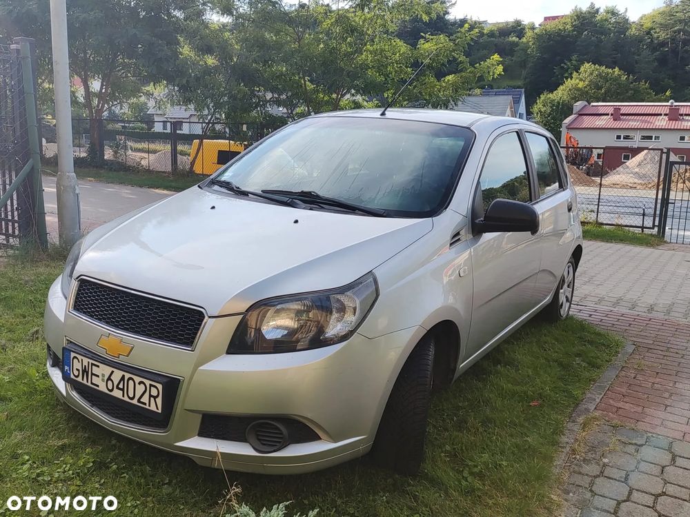 Chevrolet Aveo 1.2 16V Base - 3