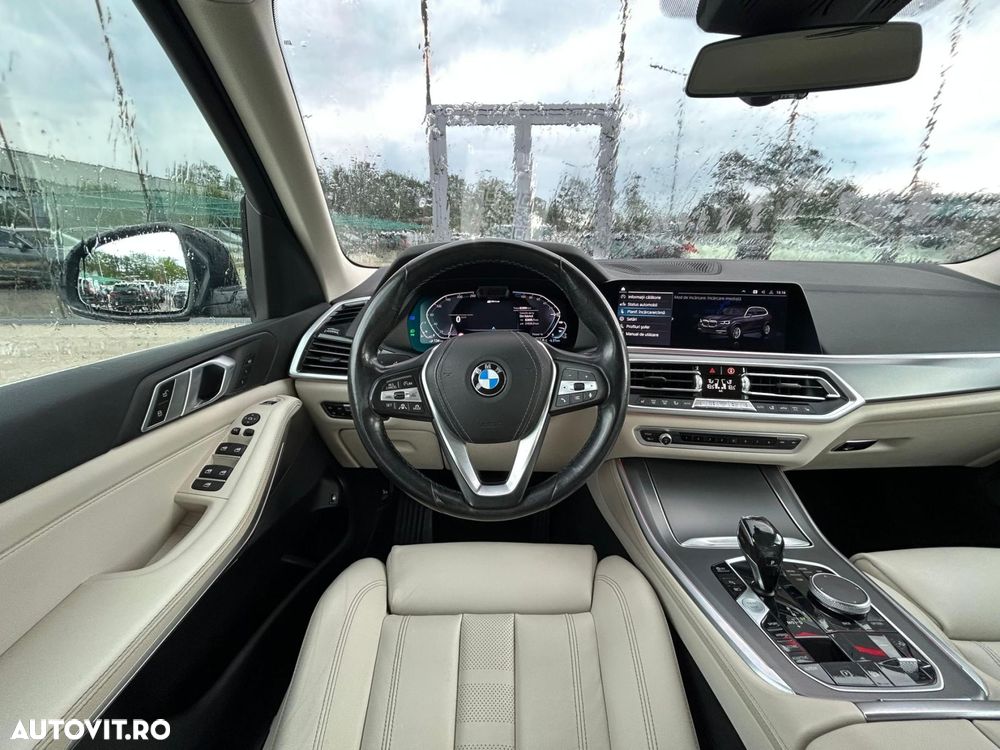 BMW X5 xDrive45e - 11