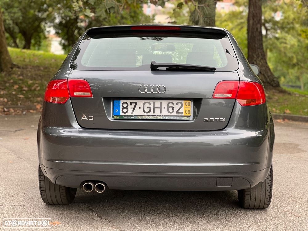 Audi A3 Sportback 2.0 TDi S-line - 4