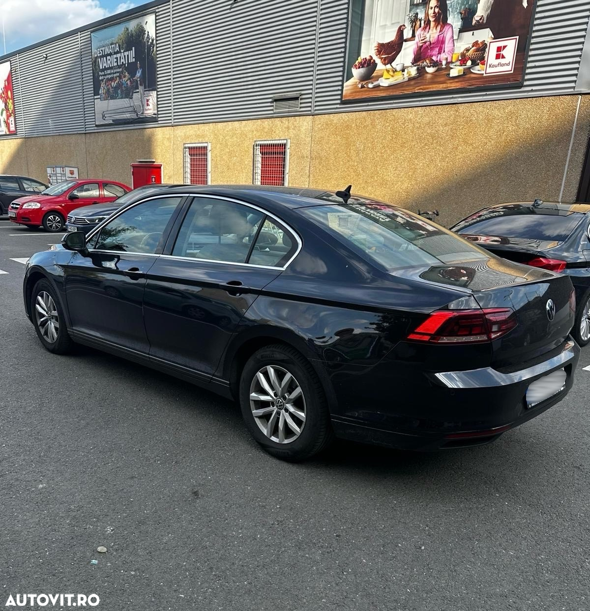 Volkswagen Passat 2.0 TDI DSG Comfortline - 3