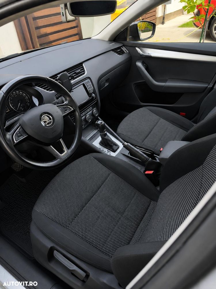 Skoda Octavia 1.6 TDI Green tec DSG Edition - 10