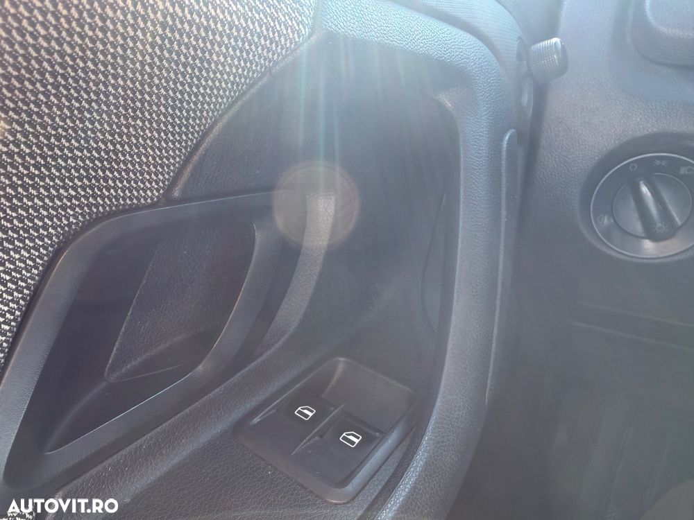 Skoda Fabia 1.2 HTP Easy - 17