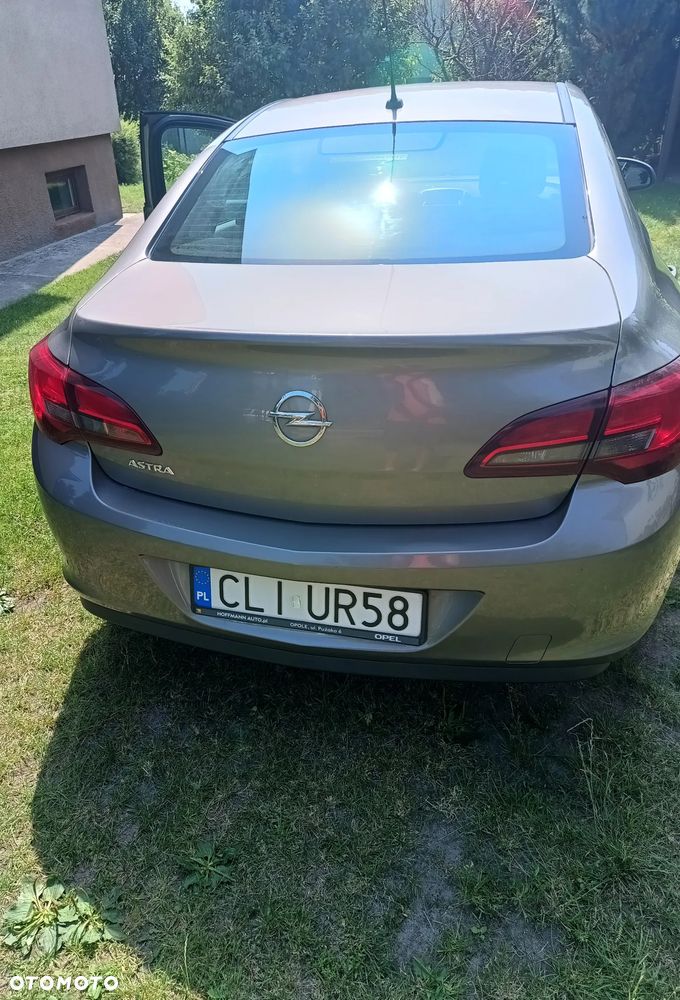 Opel Astra 1.6 Essentia - 7