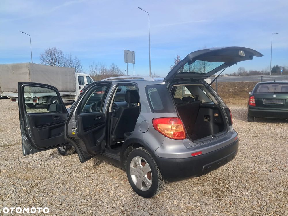 Fiat Sedici - 11