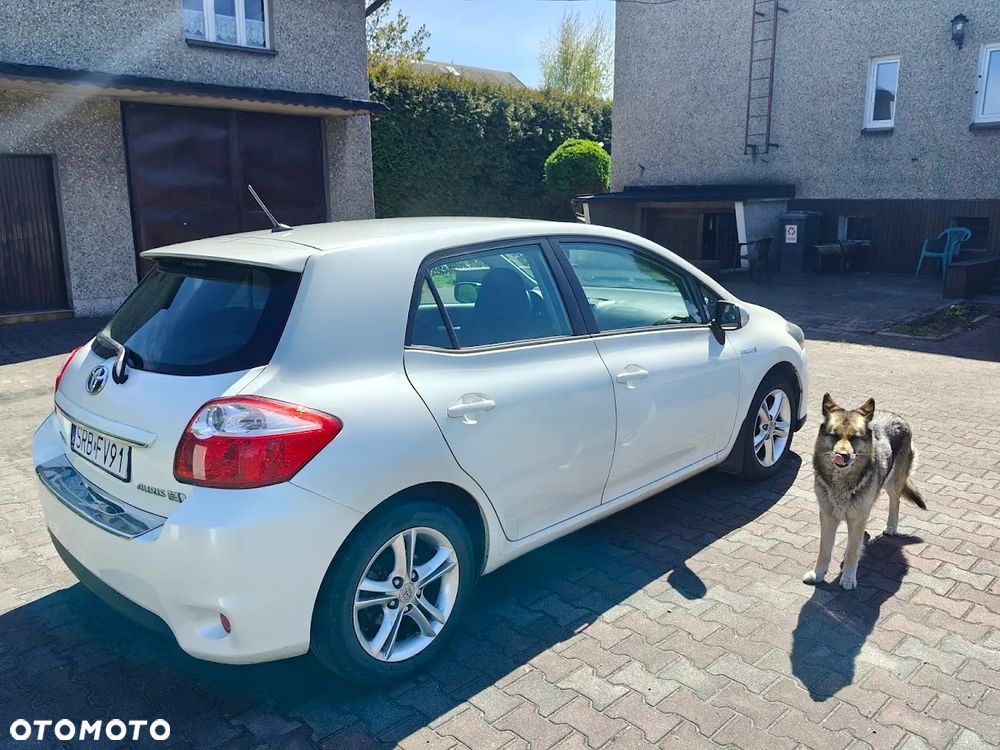 Toyota Auris - 5