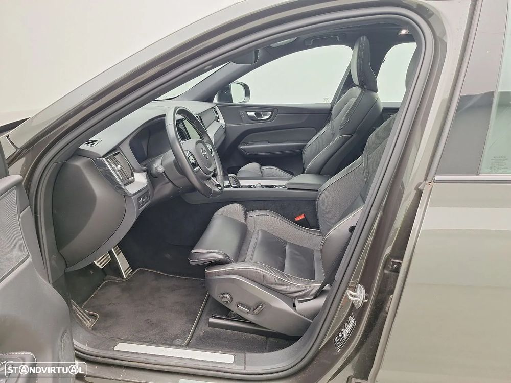 Volvo XC 60 T6 AWD Recharge Geartronic RDesign - 5