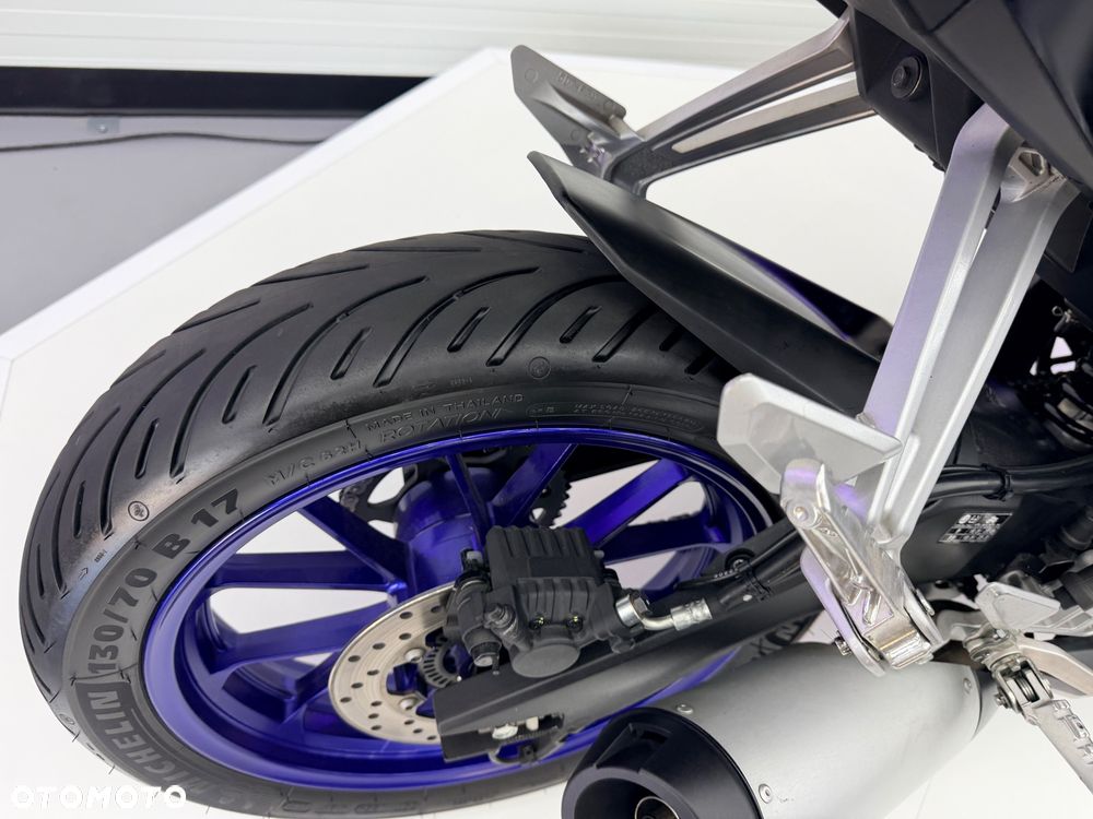 Yamaha MT - 28