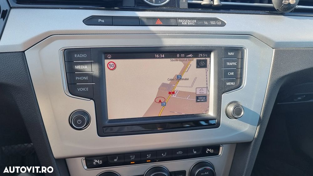 Volkswagen Passat 2.0 TDI DSG Comfortline - 10