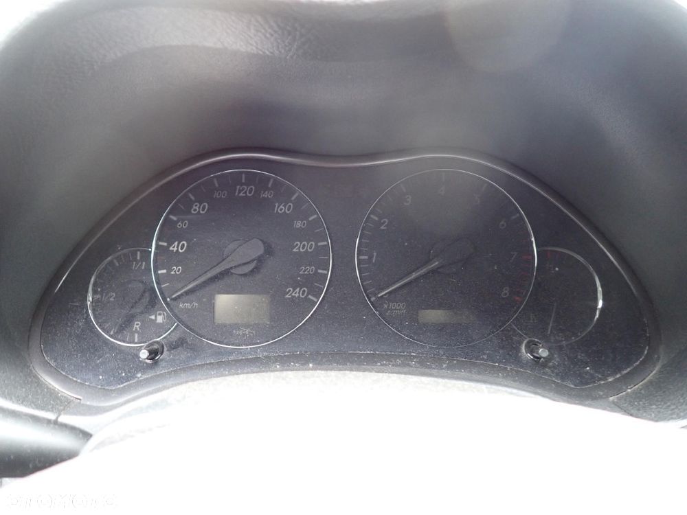 CZĘŚCI - Toyota Avensis II T25 2,0 VVT-i 147KM 1AZ-FSE KOMBI lakier 209 2005r. INDEX - 9989 - 11