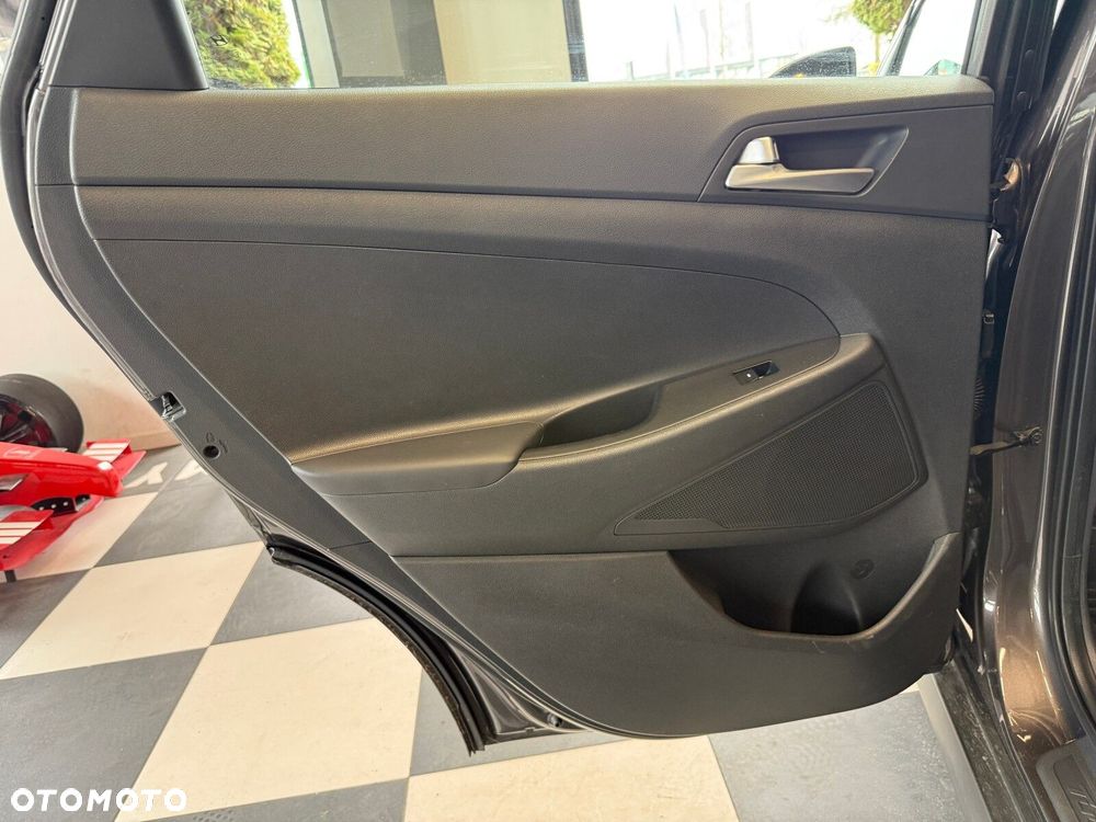 Hyundai Tucson - 12