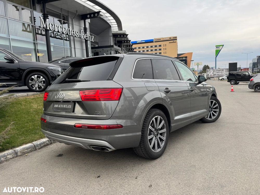 Audi Q7 - 3
