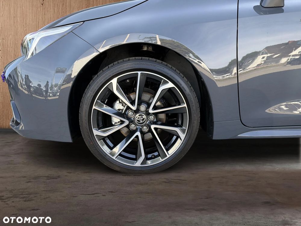 Toyota Corolla 1.8 Hybrid Executive - 10