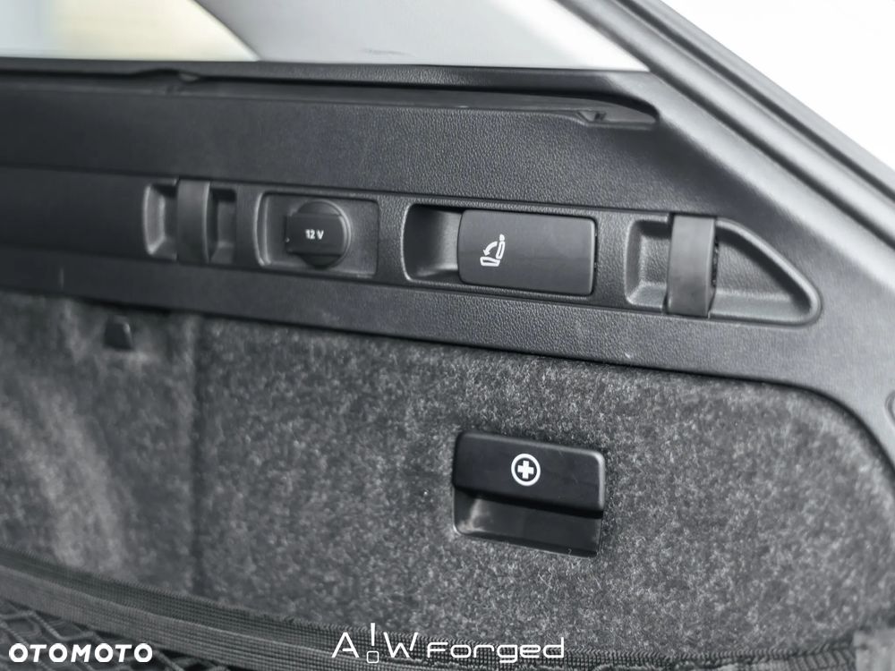 Skoda Superb 2.0 TDI SCR 4x4 Style DSG - 38