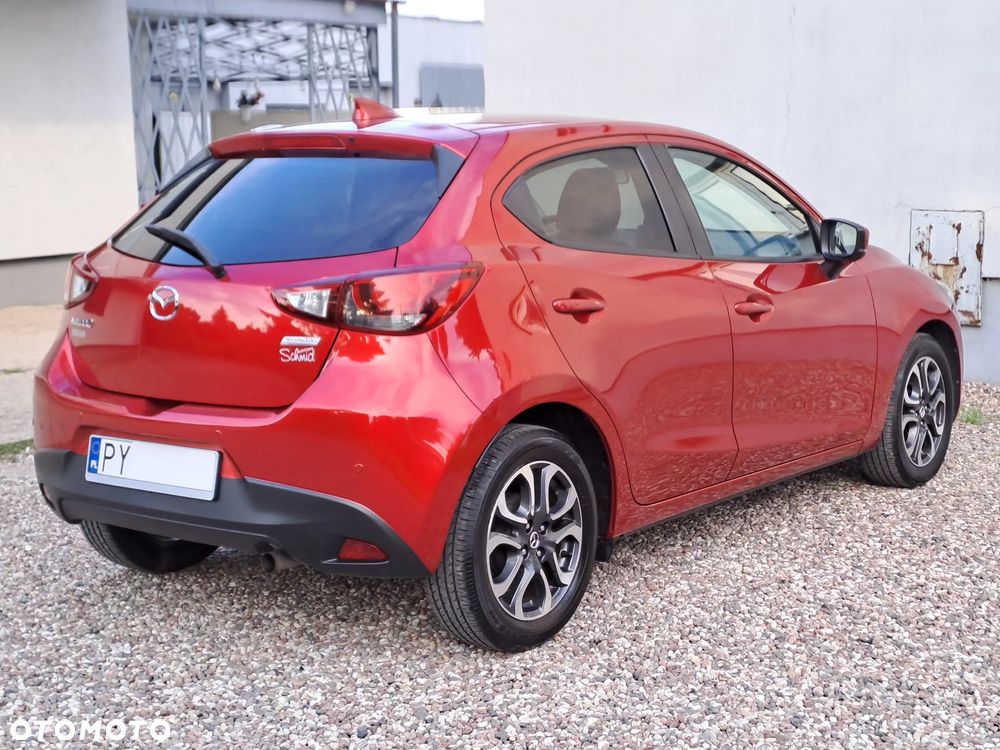 Mazda 2 - 4