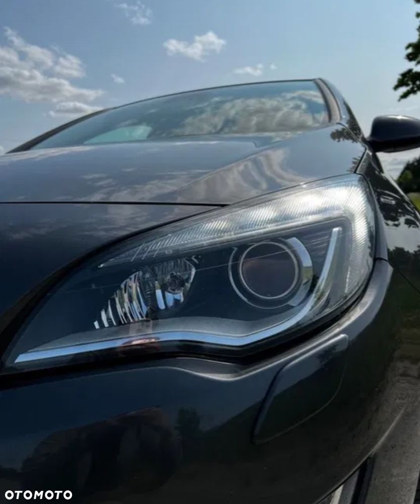 Opel Astra 1.4 T Cosmo - 8
