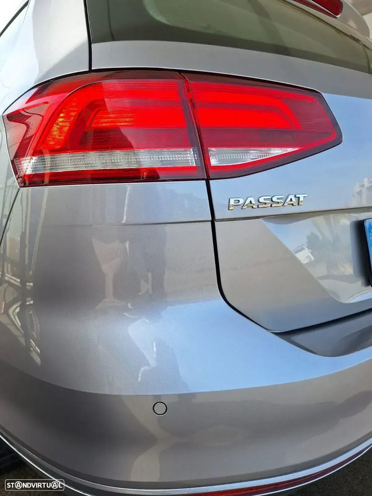 VW Passat Variant 1.6 TDI Confortline - 12