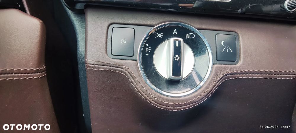 Mercedes-Benz Klasa E 350 CDI 4-Matic BlueEff - 19