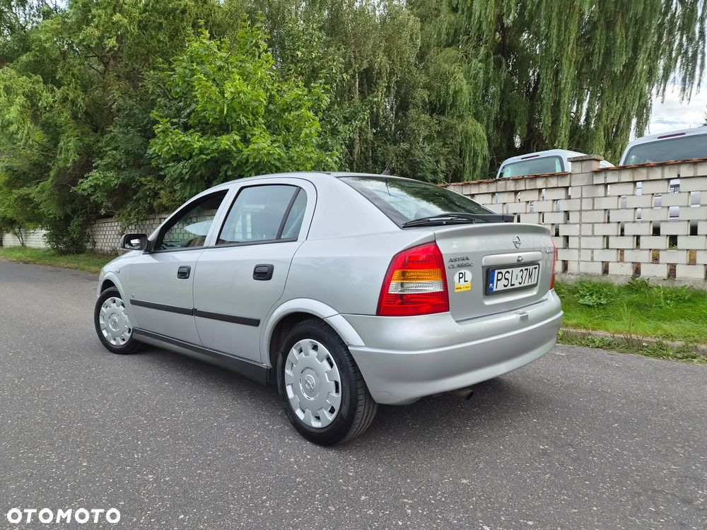 Opel Astra 1.4 Selection - 12
