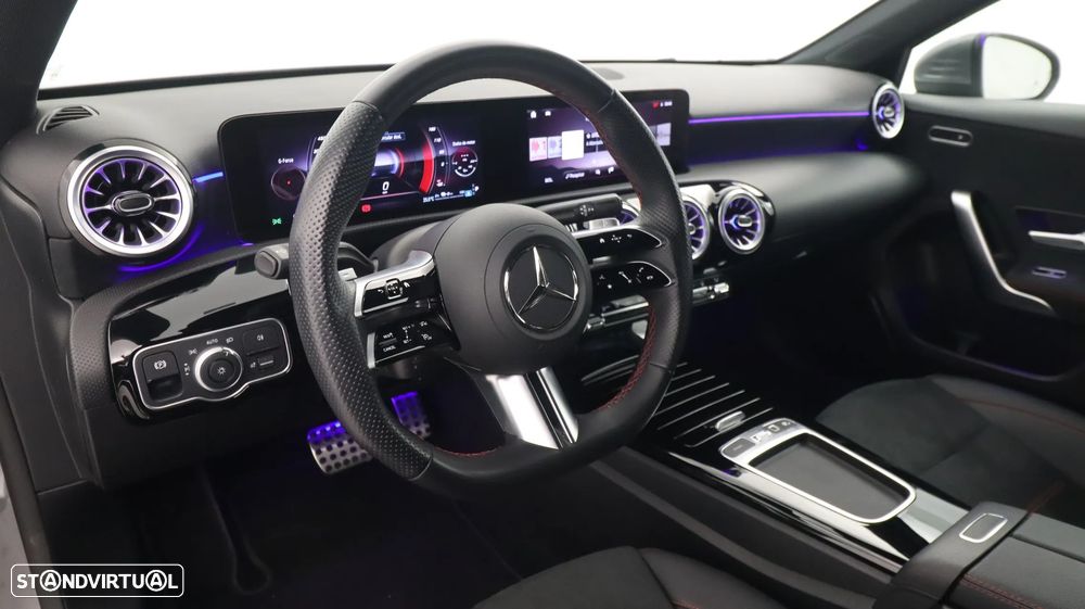 Mercedes-Benz A 250 e AMG Line - 28
