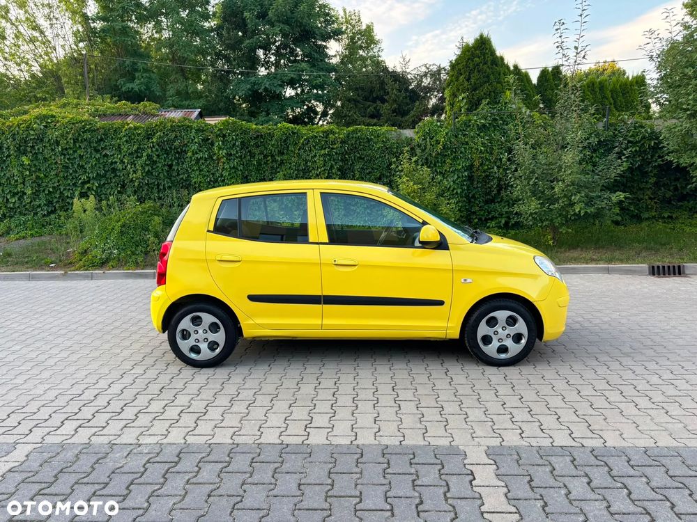 Kia Picanto - 7