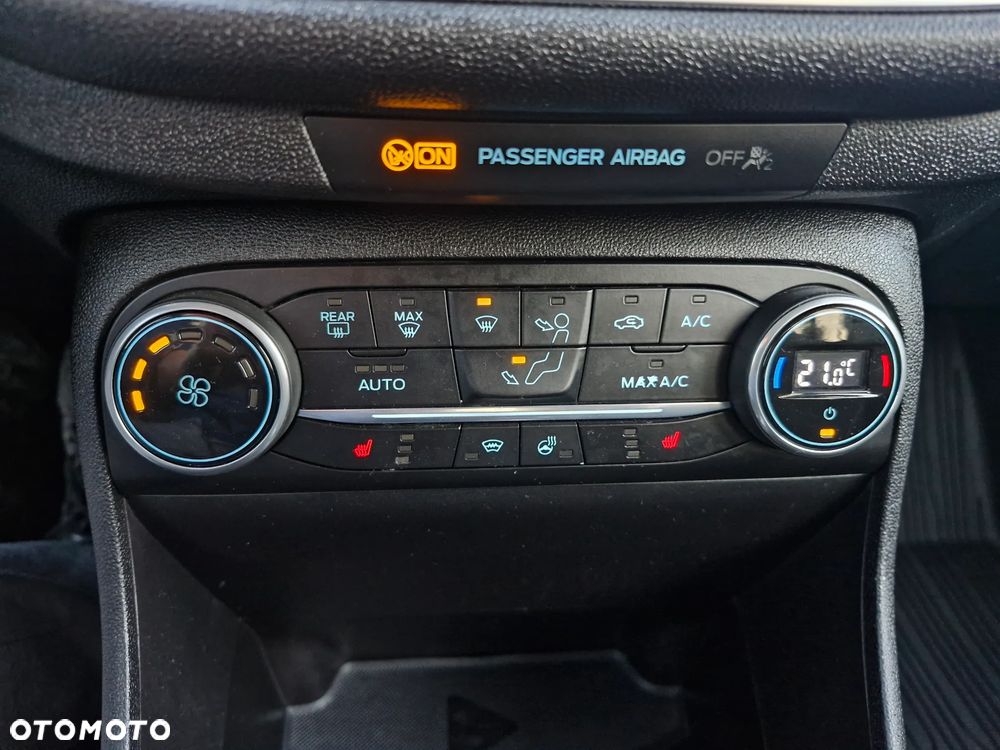 Ford Fiesta 1.0 EcoBoost STart-Stop Titanium - 21
