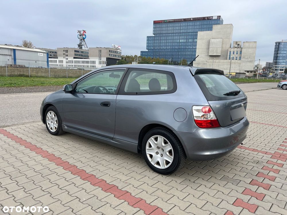 Honda Civic 1.4i LS - 23