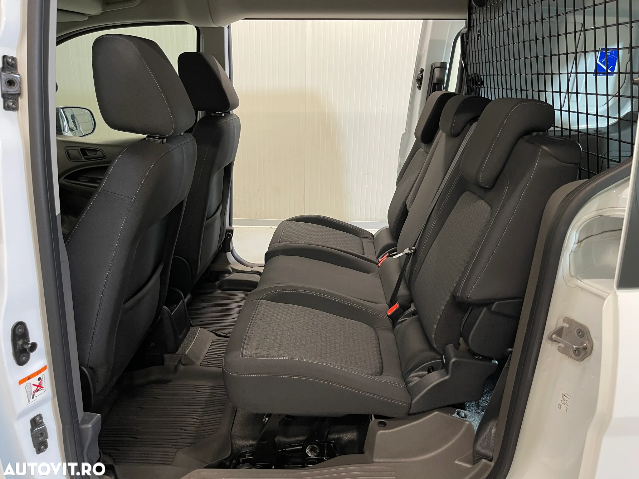 Ford Transit Connect 1.5 EcoBlue 100CP 6MT Kombi Commercial L2 Trend - 12