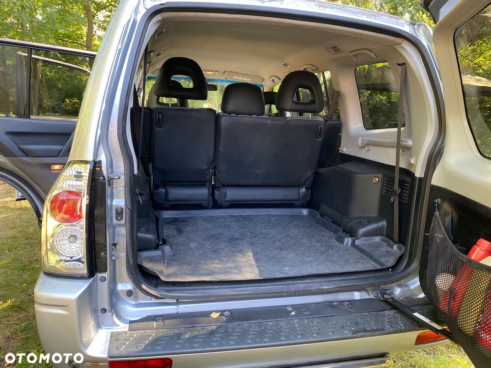 Mitsubishi Pajero 3.2 DI-D Automatik Dakar - 4