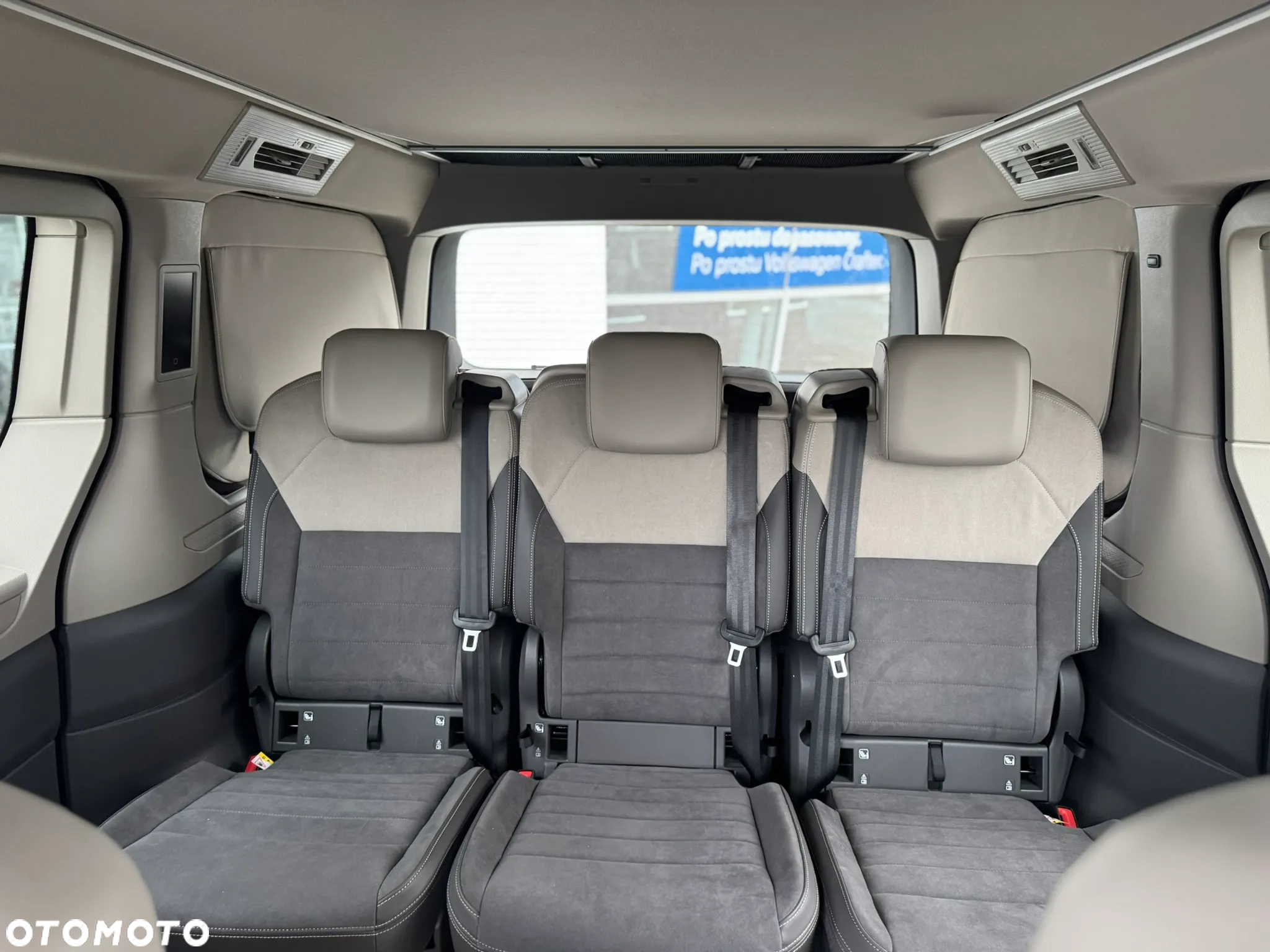 Volkswagen California - 23