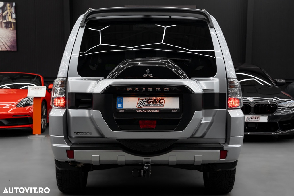 Mitsubishi Pajero 3.2 DI-D Automatik Top - 23