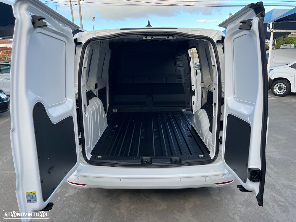 VW Caddy Maxi Cargo 2.0TDi 102 Cv Business - 21