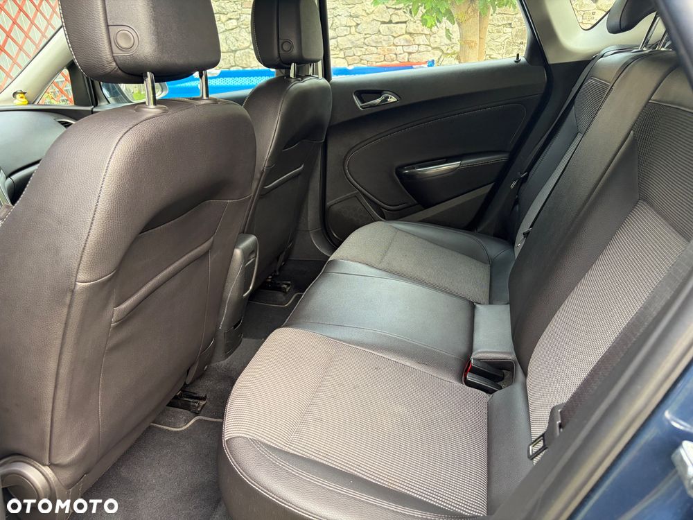Opel Astra 1.4 T Cosmo - 18