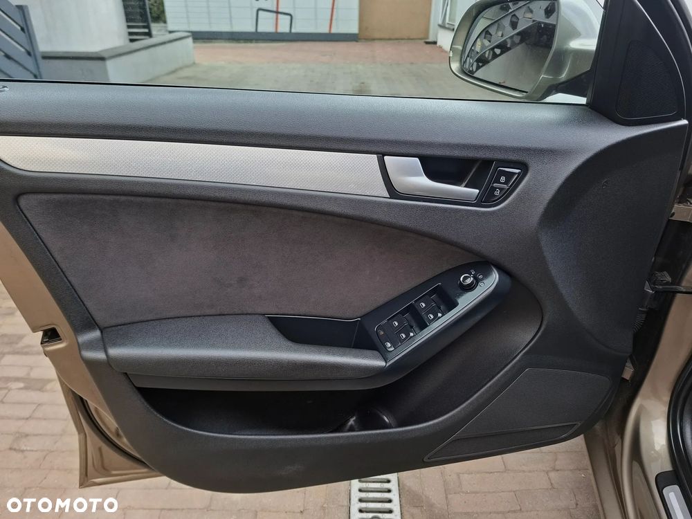 Audi A4 Avant 2.0 TDI - 14